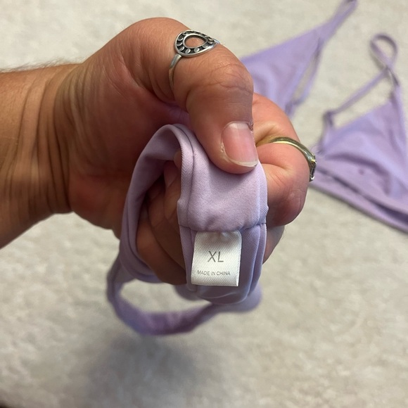 Lilly’s One Shoulder High Cut Bikini - Picture 6 of 7